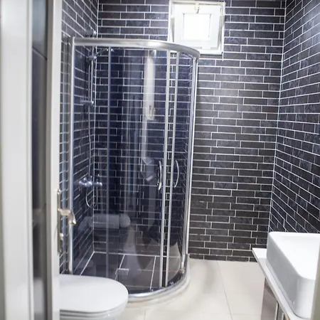 Kemer Suit Residence شقة *